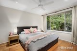 https://images.listonce.com.au/custom/160x/listings/432-hull-road-mooroolbark-vic-3138/121/00856121_img_05.jpg?ByQuwPyOUGo