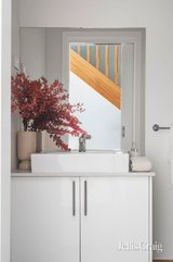 https://images.listonce.com.au/custom/160x/listings/4321-gaffney-street-pascoe-vale-vic-3044/220/01978220_img_10.jpg?G7UuQp9Yjpo