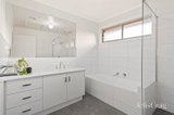 https://images.listonce.com.au/custom/160x/listings/433-mt-dandenong-road-ringwood-east-vic-3135/986/01838986_img_11.jpg?g9Ueri1X_4Q