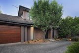 https://images.listonce.com.au/custom/160x/listings/433-yeovil-road-glen-iris-vic-3146/392/01902392_img_02.jpg?R6Hn1wivMKE
