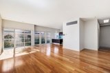 https://images.listonce.com.au/custom/160x/listings/4339-union-road-balwyn-vic-3103/770/00509770_img_02.jpg?MvVETWSlaLo