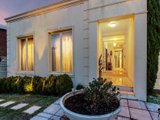 https://images.listonce.com.au/custom/160x/listings/434-balwyn-road-balwyn-north-vic-3104/716/01683716_img_02.jpg?-q8dpgFUpD8