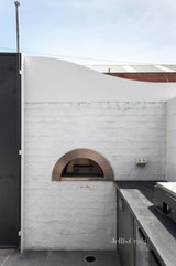https://images.listonce.com.au/custom/160x/listings/435-rae-street-fitzroy-north-vic-3068/959/01338959_img_20.jpg?iKN6k1sDuOc