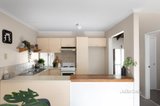 https://images.listonce.com.au/custom/160x/listings/438-clyde-street-diamond-creek-vic-3089/853/01607853_img_04.jpg?5GynyenTQa0