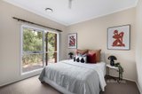 https://images.listonce.com.au/custom/160x/listings/438-clyde-street-diamond-creek-vic-3089/853/01607853_img_06.jpg?CUgs3wGC-88