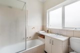 https://images.listonce.com.au/custom/160x/listings/4381-danks-street-middle-park-vic-3206/740/01681740_img_11.jpg?7uwsuZ7DVF4