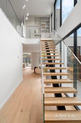 https://images.listonce.com.au/custom/160x/listings/439-clarke-street-northcote-vic-3070/105/01912105_img_02.jpg?Uvb8Lw_jtPg