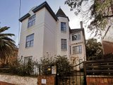 https://images.listonce.com.au/custom/160x/listings/439-eildon-road-st-kilda-vic-3182/958/01793958_img_01.jpg?urnzj3k1VE4