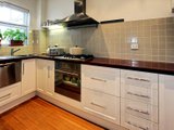 https://images.listonce.com.au/custom/160x/listings/439-eildon-road-st-kilda-vic-3182/958/01793958_img_04.jpg?gSIc4OBsoJ0