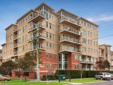 https://images.listonce.com.au/custom/160x/listings/439-esplanade-east-port-melbourne-vic-3207/128/01087128_img_01.jpg?BcxO9f2mg2w