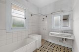 https://images.listonce.com.au/custom/160x/listings/439-lower-heidelberg-road-eaglemont-vic-3084/038/01747038_img_08.jpg?wTeAPpEN6DU