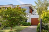https://images.listonce.com.au/custom/160x/listings/43a-edmond-street-parkdale-vic-3195/647/01909647_img_02.jpg?DhAHPG7zmAA