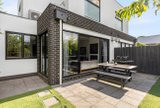 https://images.listonce.com.au/custom/160x/listings/43a-edmond-street-parkdale-vic-3195/647/01909647_img_07.jpg?EpNOoGr2pqk