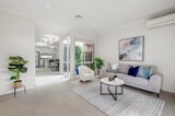 https://images.listonce.com.au/custom/160x/listings/43b-faulkner-street-forest-hill-vic-3131/264/01362264_img_02.jpg?nayVF3FUKOY