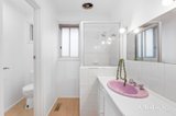 https://images.listonce.com.au/custom/160x/listings/44-beddoe-road-vermont-vic-3133/750/01778750_img_09.jpg?cl-Zf0M3qho