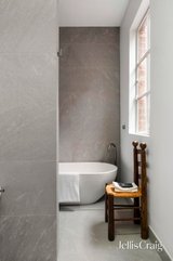 https://images.listonce.com.au/custom/160x/listings/44-berry-street-east-melbourne-vic-3002/269/01950269_img_10.jpg?sj9Udt61DwM