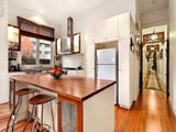 https://images.listonce.com.au/custom/160x/listings/44-broadway-elwood-vic-3184/995/01793995_img_07.jpg?qyv8NjpXB04