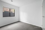 https://images.listonce.com.au/custom/160x/listings/44-cinnamon-drive-lake-gardens-vic-3355/547/01618547_img_11.jpg?U9l1RkMfH38