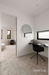 https://images.listonce.com.au/custom/160x/listings/44-derby-street-northcote-vic-3070/421/01911421_img_13.jpg?lm969kh-gMA