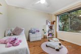 https://images.listonce.com.au/custom/160x/listings/44-dingley-dell-road-north-warrandyte-vic-3113/261/01595261_img_11.jpg?cHbsZ9eGb5M