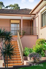 https://images.listonce.com.au/custom/160x/listings/44-douglas-street-rosanna-vic-3084/270/01984270_img_03.jpg?0nnCxqXhhcQ