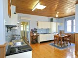 https://images.listonce.com.au/custom/160x/listings/44-fairview-avenue-newtown-vic-3220/296/01699296_img_03.jpg?qbqlDEsPESc