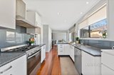 https://images.listonce.com.au/custom/160x/listings/44-fairview-road-mount-waverley-vic-3149/692/01302692_img_04.jpg?40R9KM2WpmA