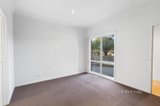 https://images.listonce.com.au/custom/160x/listings/44-freeman-street-ringwood-east-vic-3135/510/01276510_img_09.jpg?0ejSaCMc9ZM