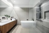 https://images.listonce.com.au/custom/160x/listings/44-greenwood-street-briar-hill-vic-3088/807/01773807_img_13.jpg?gz4sW0HkMZ0