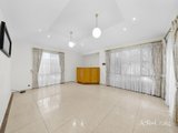 https://images.listonce.com.au/custom/160x/listings/44-highwood-drive-wheelers-hill-vic-3150/674/01766674_img_05.jpg?jVZ8g6oxJZg