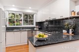 https://images.listonce.com.au/custom/160x/listings/44-huntingfield-drive-doncaster-east-vic-3109/130/01829130_img_03.jpg?sPSAN7swUc4
