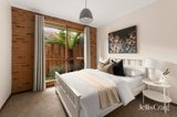 https://images.listonce.com.au/custom/160x/listings/44-kamarooka-drive-wattle-glen-vic-3096/438/01905438_img_11.jpg?srPqkyEVs9Y