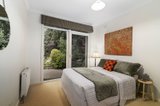 https://images.listonce.com.au/custom/160x/listings/44-laburnum-street-blackburn-vic-3130/898/00723898_img_05.jpg?aUB-l7y6WpU
