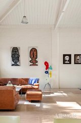 https://images.listonce.com.au/custom/160x/listings/44-little-george-street-fitzroy-vic-3065/360/01990360_img_19.jpg?TFuRCYpBit4
