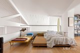 https://images.listonce.com.au/custom/160x/listings/44-little-george-street-fitzroy-vic-3065/360/01990360_img_26.jpg?YXCiv8_mrAA