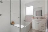 https://images.listonce.com.au/custom/160x/listings/44-mowbray-street-hawthorn-east-vic-3123/985/01974985_img_07.jpg?UuhXZBiDVPk