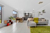 https://images.listonce.com.au/custom/160x/listings/44-nankeen-avenue-lara-vic-3212/802/01296802_img_06.jpg?kYaa8xGPcWg