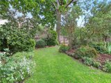 https://images.listonce.com.au/custom/160x/listings/44-nell-street-greensborough-vic-3088/597/00971597_img_09.jpg?ljgkdKuu4Ng