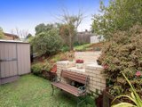 https://images.listonce.com.au/custom/160x/listings/44-regina-street-kilsyth-vic-3137/237/01524237_img_18.jpg?hlYE9u9_PV8