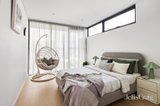 https://images.listonce.com.au/custom/160x/listings/44-rose-street-mckinnon-vic-3204/579/01911579_img_11.jpg?12MCLsy0pFs