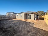 https://images.listonce.com.au/custom/160x/listings/44-rotunno-drive-charlemont-vic-3217/150/01938150_img_05.jpg?3l8sYFF5C1w