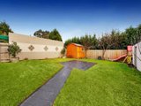 https://images.listonce.com.au/custom/160x/listings/44-sheahans-road-bulleen-vic-3105/915/01684915_img_09.jpg?DPcYvjdR_Hk