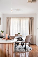 https://images.listonce.com.au/custom/160x/listings/44-shetland-drive-wantirna-vic-3152/949/01722949_img_06.jpg?8xAJpGSweNc