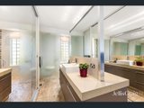 https://images.listonce.com.au/custom/160x/listings/44-stephensons-road-mount-waverley-vic-3149/674/01893674_img_08.jpg?PijO80P47bY