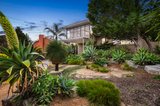 https://images.listonce.com.au/custom/160x/listings/44-stephensons-road-mount-waverley-vic-3149/877/01660877_img_01.jpg?dyHnNkJe_4U