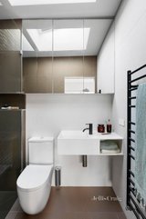 https://images.listonce.com.au/custom/160x/listings/44-victoria-grove-brunswick-vic-3056/429/01723429_img_13.jpg?-Q8amWwq0tk