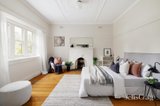 https://images.listonce.com.au/custom/160x/listings/44-waterdale-road-ivanhoe-vic-3079/291/01972291_img_09.jpg?tKMNwOAV6lw