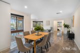 https://images.listonce.com.au/custom/160x/listings/44-wildwood-avenue-vermont-south-vic-3133/215/01797215_img_06.jpg?eyVgflG28lU