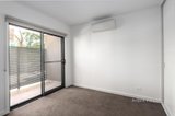 https://images.listonce.com.au/custom/160x/listings/440-rosanna-road-heidelberg-vic-3084/996/01607996_img_04.jpg?WhrMpL9GB2M