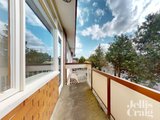 https://images.listonce.com.au/custom/160x/listings/442-disraeli-street-kew-vic-3101/616/01900616_img_04.jpg?m7iD4-77cg0